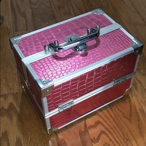 Makeup storage box